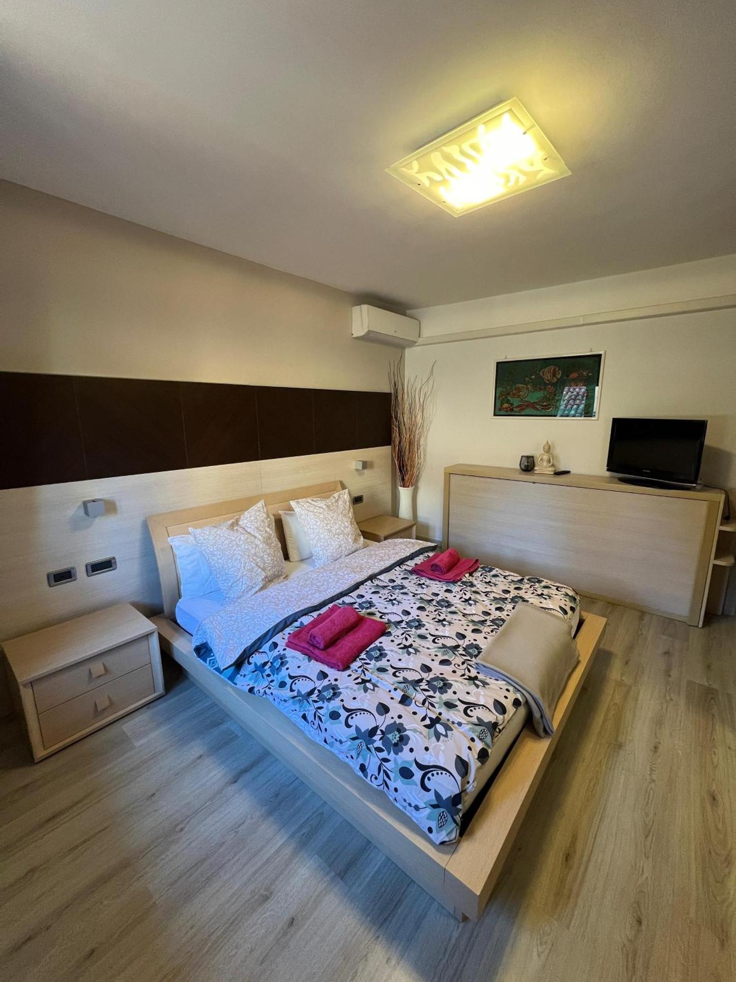 B&B Al Vittoriale Da Maja Gardone Riviera Exterior photo